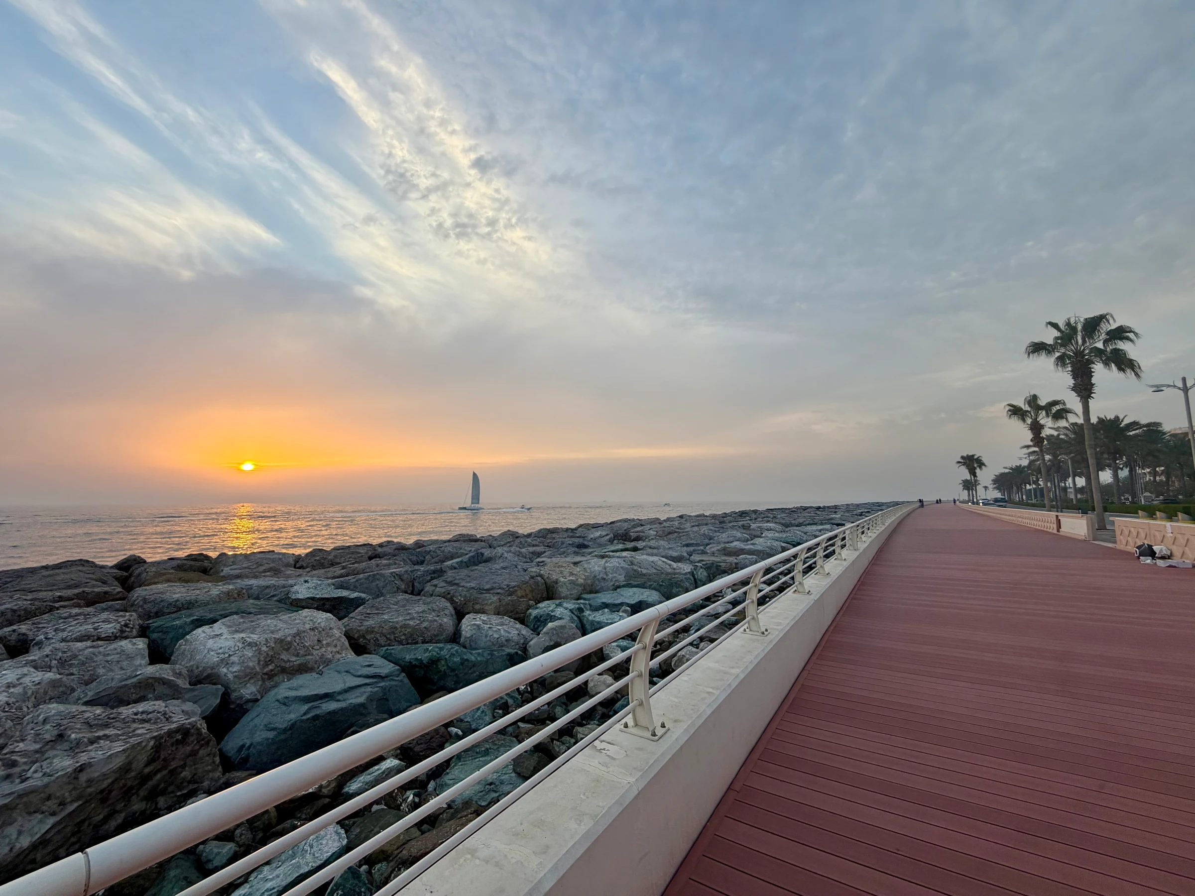 Palm Jumeirah Boardwalk (Crescent) photo 1