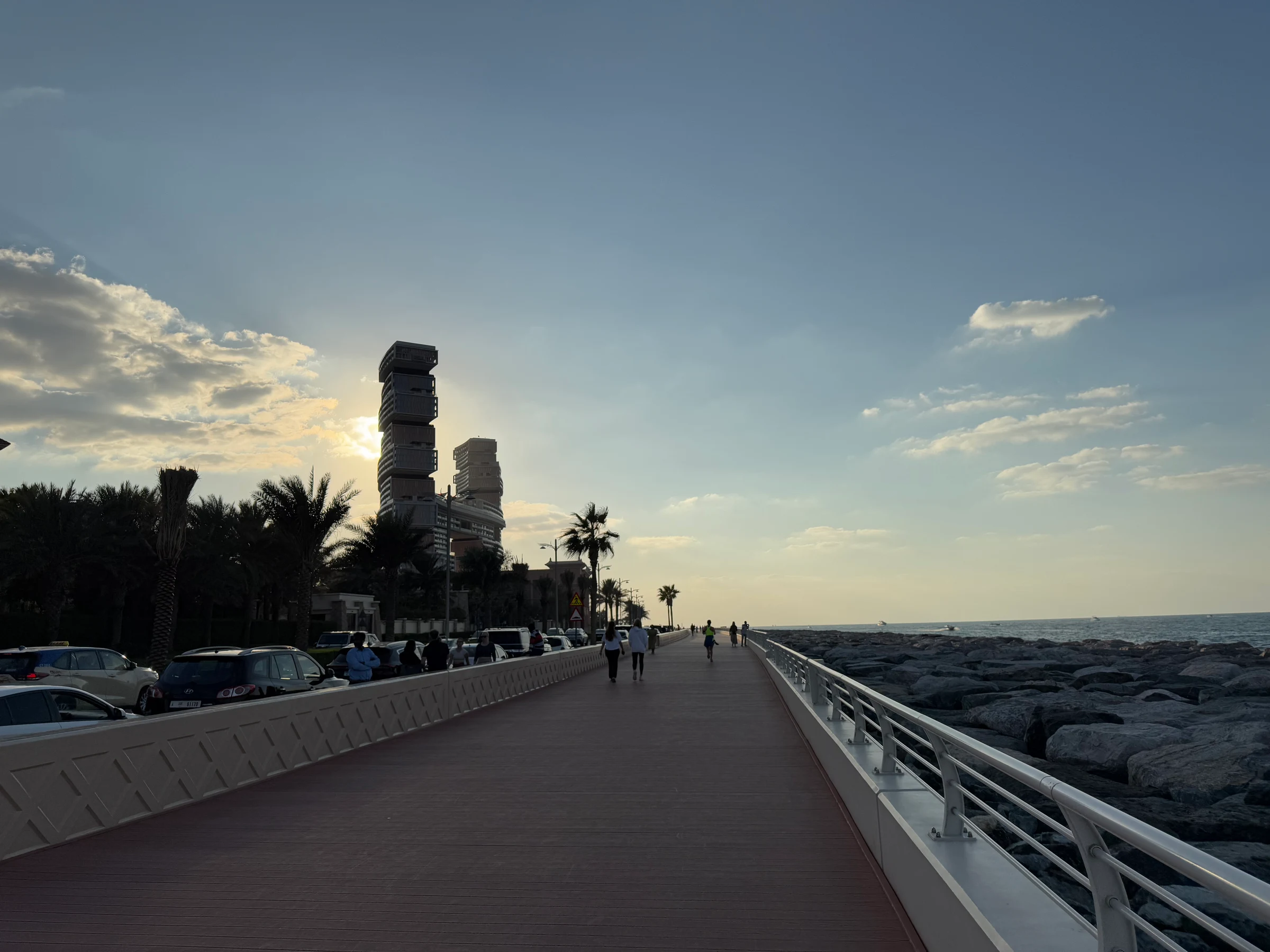 Palm Jumeirah Boardwalk (Crescent) photo 3